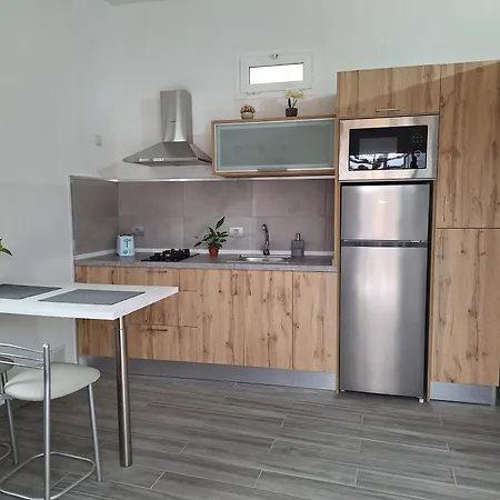 Casita Leos Apartment